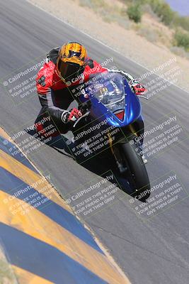 media/Oct-01-2023-SoCal Trackdays (Sun) [[4c570cc352]]/Turn 7 Inside (11am)/